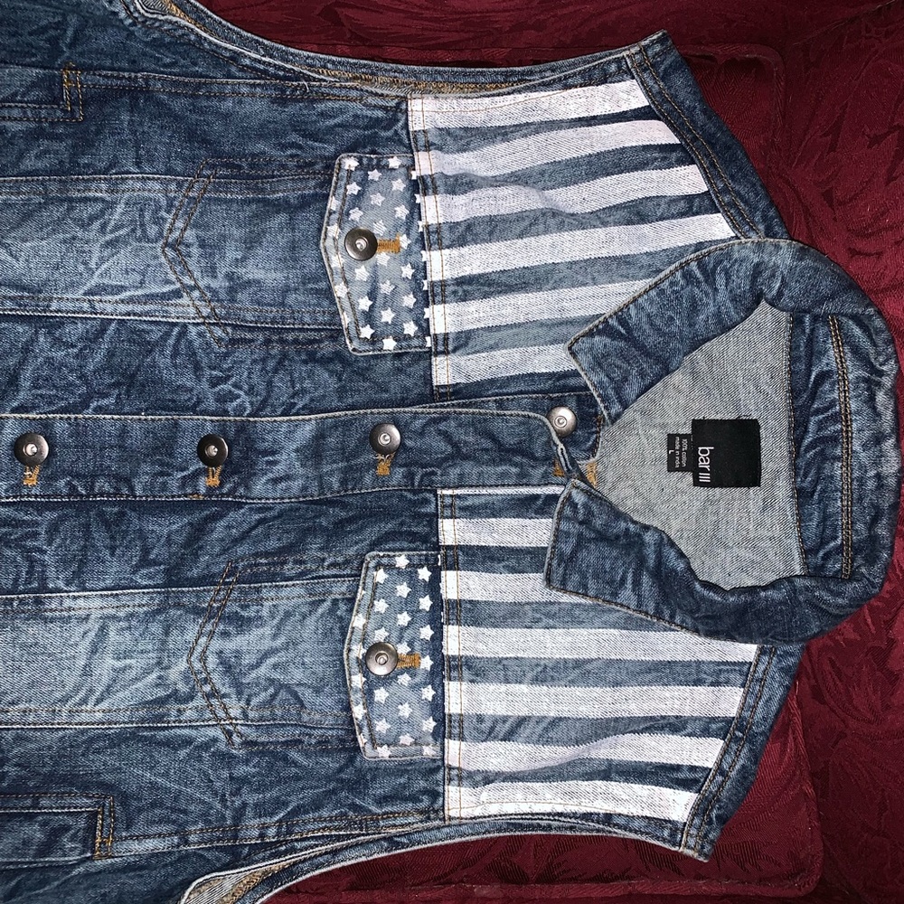 Bar 111 3 Jean Vest w/pocket detail Size large